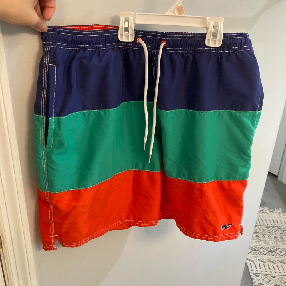 Vineyard Vines color block striped swim trunks size men’s Large